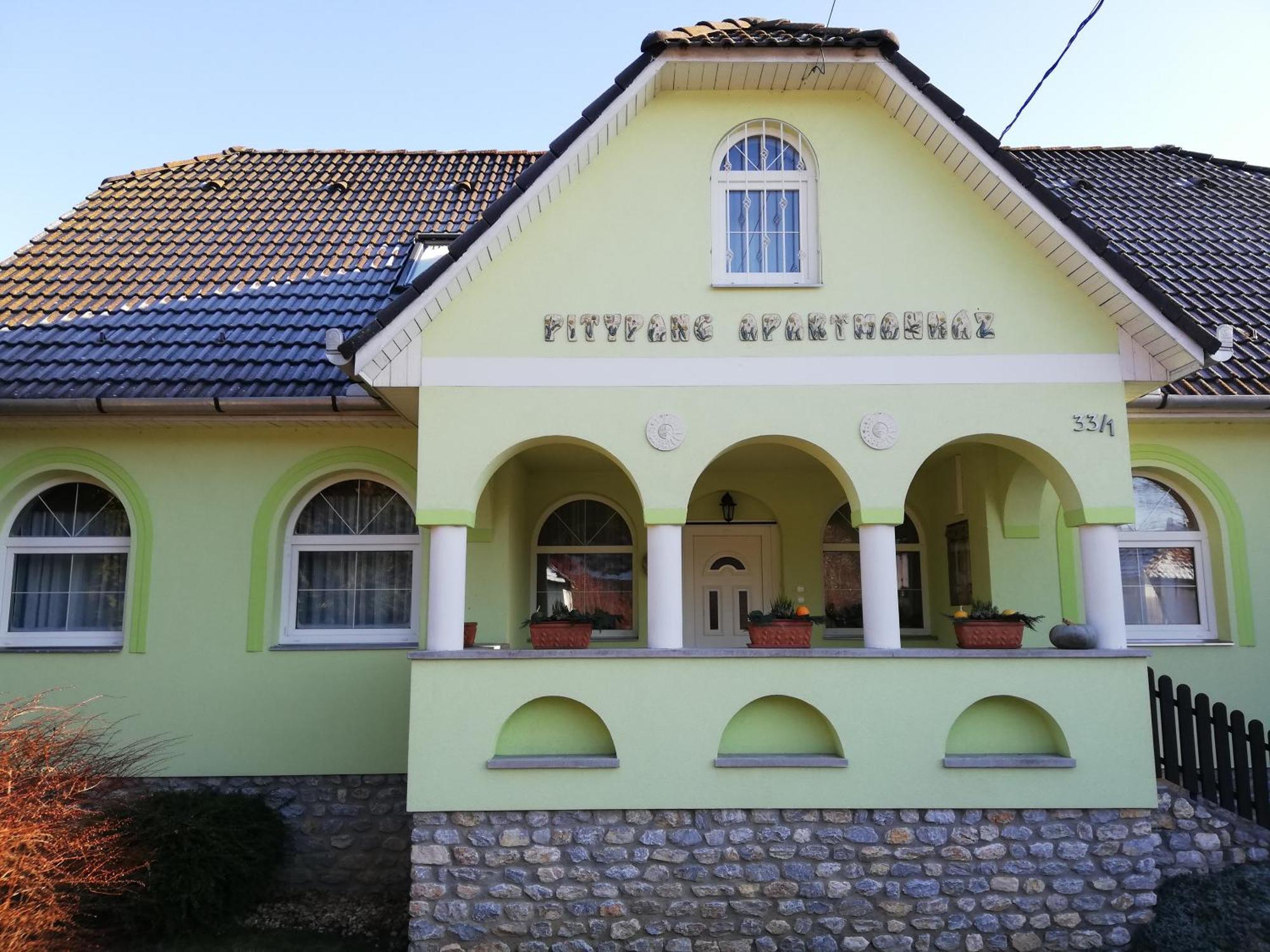 Bobita Apartmanhaz Szilvásvárad エクステリア 写真