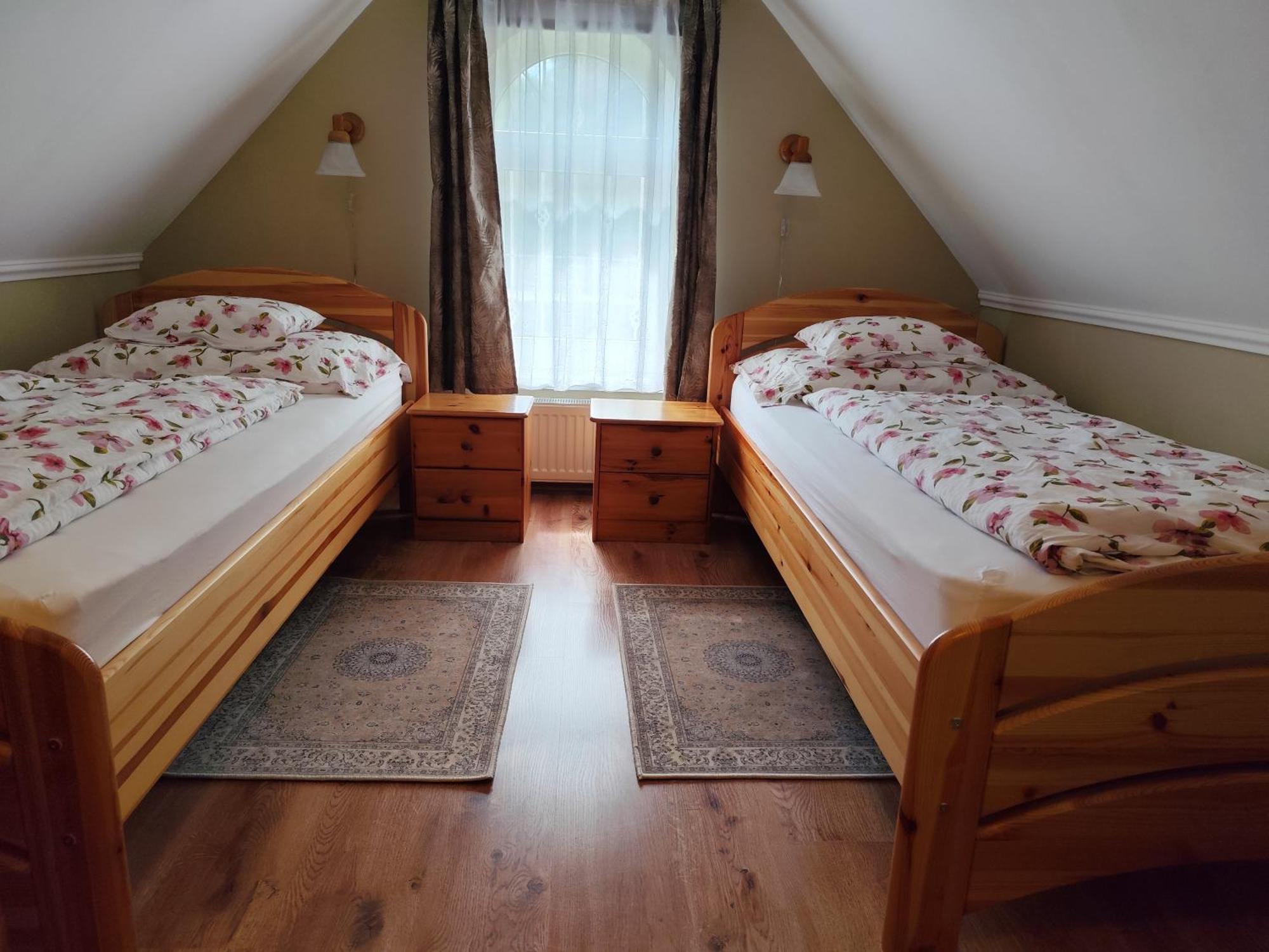 Bobita Apartmanhaz Szilvásvárad エクステリア 写真