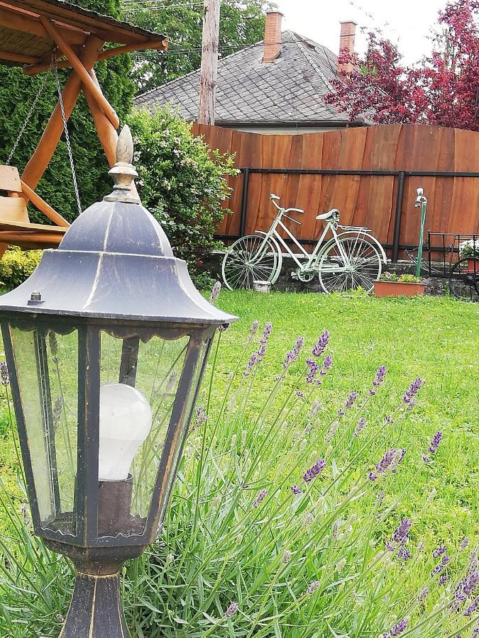 Bobita Apartmanhaz Szilvásvárad エクステリア 写真